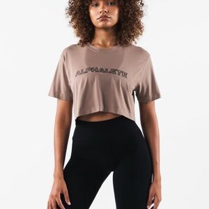 Alphalete Core Airtech SS Crop - Creamy Beige - Size Medium